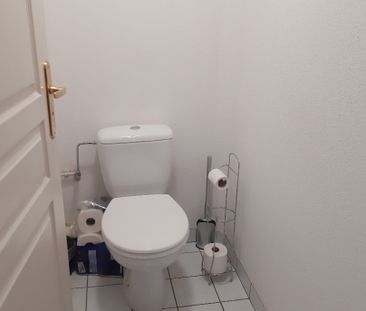 Location Appartement 3 pièces 65m² - Photo 5