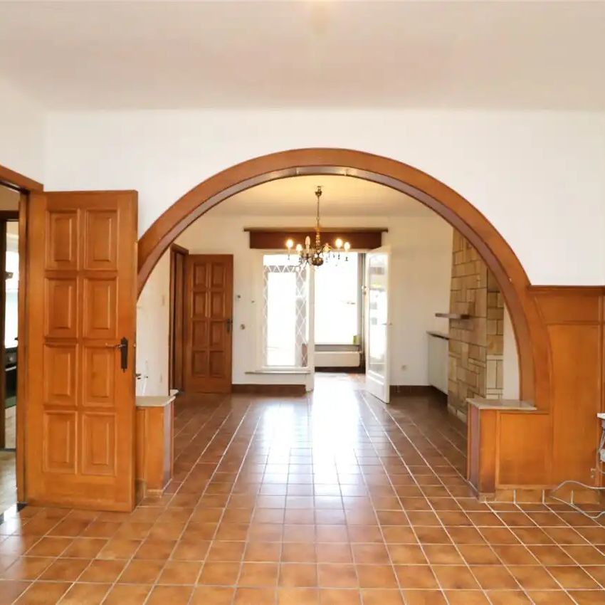 Woning met twee slpk in doodlopende straat - Photo 1