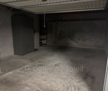 Location Appartement 4 pièces 84m² TOULON 83000 - Photo 6