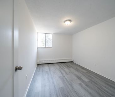 For Lease - 5 Glamorgan Avenue Unit# 611, Toronto, Ontario - Photo 5