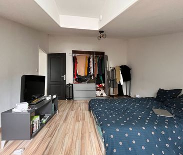 Location Appartement 2 pièces 42m² - Photo 2
