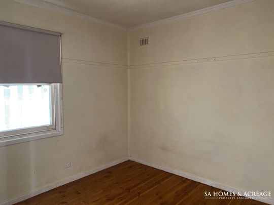 35 Wilkins Road, Elizabeth Downs SA 5113 - House For Rent | Domain - Photo 1