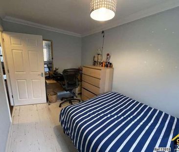 Burford Road, Worcester Park, Surrey, KT4 - Photo 2