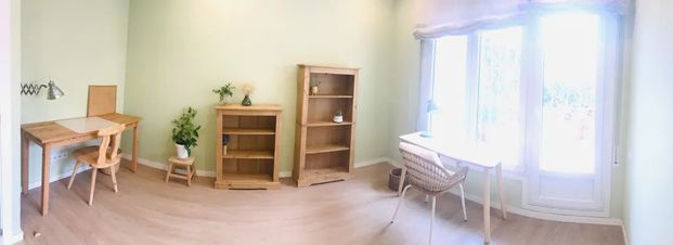 Carrer Bogatell, Sant Adrià de Besòs, Catalonia 08930 - Photo 1