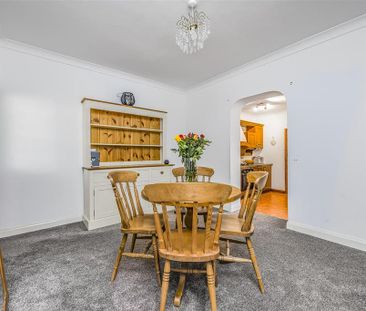 2 bedroom end of terrace house to rent - Photo 6