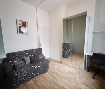 Location Appartement 1 pièce 11m² - Photo 4