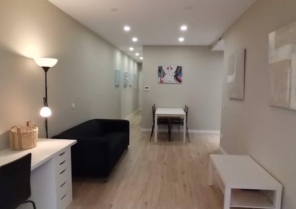 Carrer del Diluvi, Barcelona, Catalonia 08012