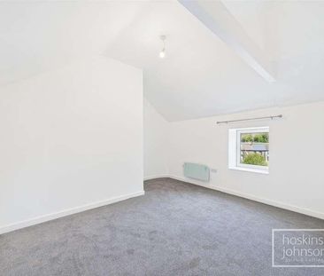 Forest Road, Treforest, Pontypridd, CF37 - Photo 3