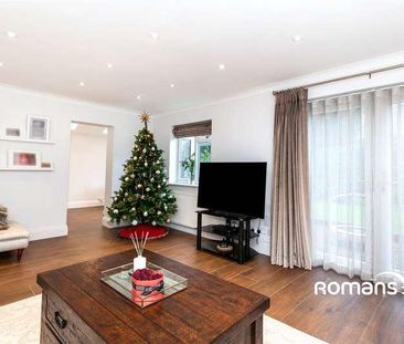 Eskdale Gardens, Maidenhead, Berkshire, SL6 - Photo 4