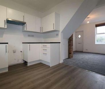 London Road, Macclesfield, SK11 - Photo 2