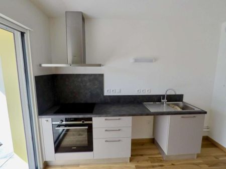 Location Appartement 2 pièces 41m² POITIERS 86000 - Photo 3