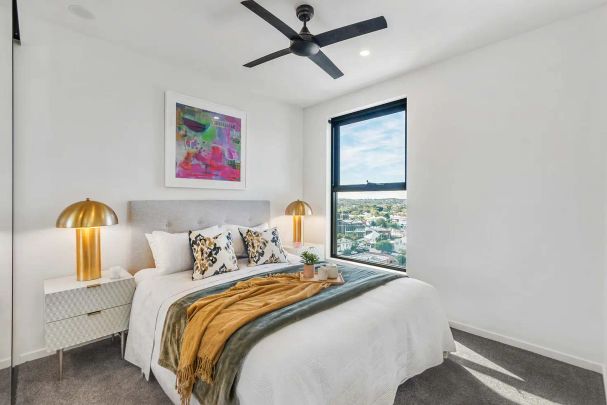 “Stylish One-Bedroom Apartment” - Photo 1