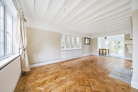 3 bedroom detached house to rent - Photo 2