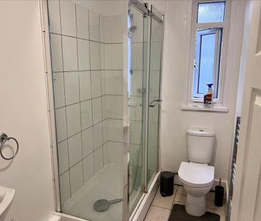1 bedroom property to rent - Photo 4