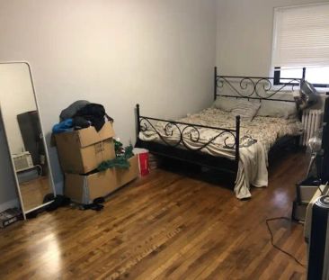 195 Cooper St. — 1 Bedroom - Photo 2
