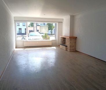 Appartement te huur in Deurne voor € 950 met 1 slaapkamer - Photo 2