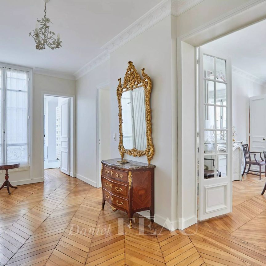 Location appartement, Paris 8ème (75008), 3 pièces, 131.32 m², ref 85284139 - Photo 1