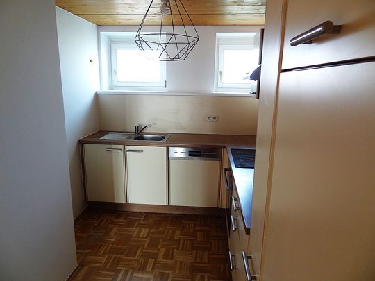 Gemütliche, geräumige und sonnige Maisonette-Mietwohnung mit guter Raumaufteilung …! - Foto 1