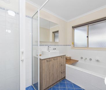 53 Proserpine Circuit, Amaroo ACT 2914 - House For Rent - $950 | Do... - Photo 5