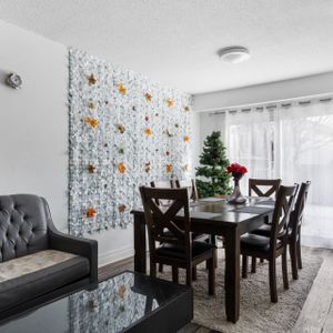 For Lease - 127 Fanshawe Drive, Brampton, Ontario - Photo 2