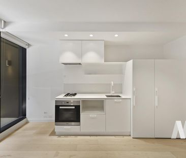 Stunning South Yarra - Photo 6