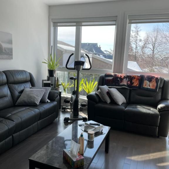 Condo 4 1/2 à louer - Photo 1