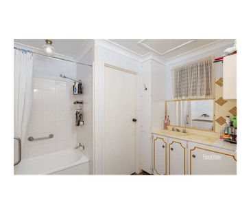 Charming Newtown Unit Awaits You! - Photo 4