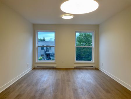 2086 Rue Harmony, #5 - Photo 3