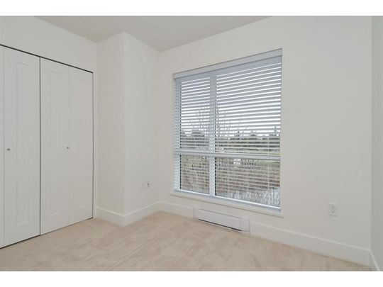 Stunning Southridge Club Three Bedrooms Plus Den - Photo 1