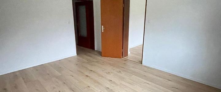 Vollmöblierte 2-Zimmer Wohnung mit Gartennutzung in KS Forstfeld - Foto 1