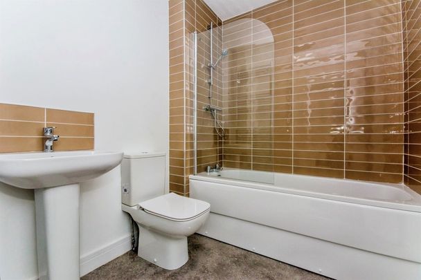 Watery Lane - Photo 1