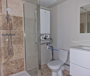 Location Appartement 2 pièces 42m² COUZON AU MONT D OR 69270 - Photo 4