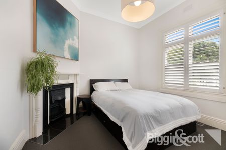 CHARMING PERIOD DELIGHT - Photo 4