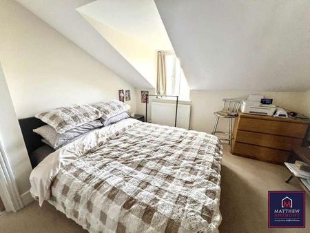 West Sidings, Station Road, BN11 - Photo 2