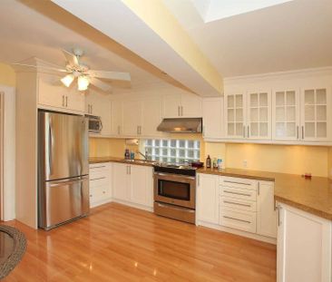 For Lease - 301 Davisville Avenue, Toronto, Ontario - Photo 1