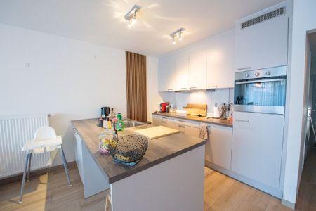 Prachtig gelijkvloers appartement TE HUUR vlakbij park Baron Casier. - Photo 2