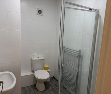 1 bedroom flat to rent - Photo 6