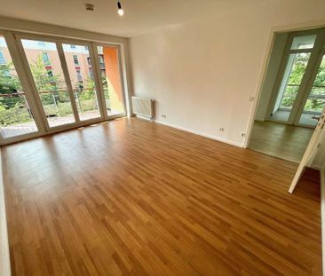 WBS mit besonderem Wohnbedarf - 3 Zimmer Wohnung mit Balkon und Log... - Photo 5