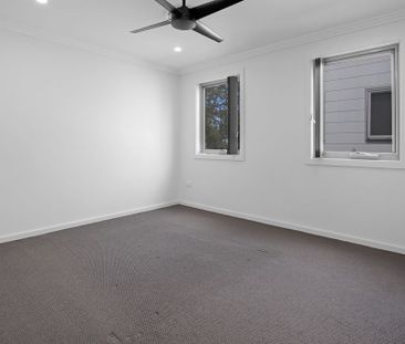 Convenient & Comfortable – Prime Oak Flats Location - Photo 5