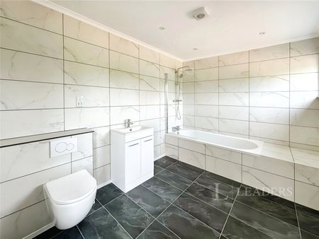 bungalow to rent Twentypence Road, Cottenham, Cambridge, Cambridgeshire, CB24 - Photo 4