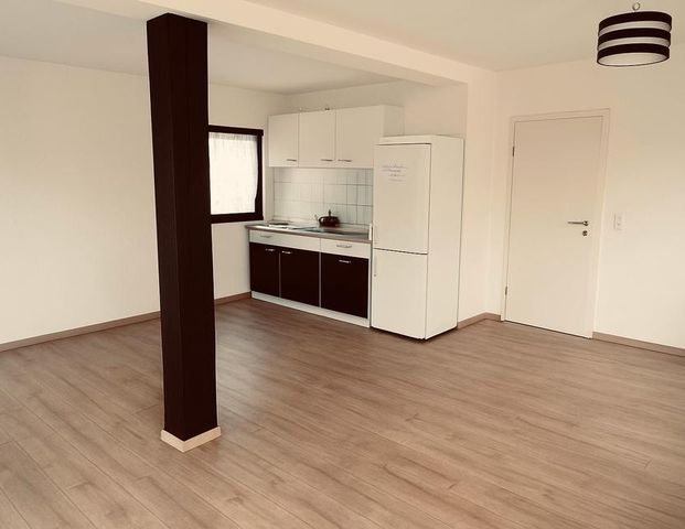 Helle 1-Zimmer-Wohnung mit Balkon in zentraler Lage - Photo 1