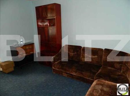 Apartament 1 camera, 30 mp, mobilat decent, zona strazii Bucegi - Photo 2