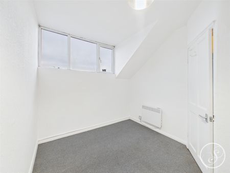 Luxor Avenue, Harehills, Leeds - Photo 4