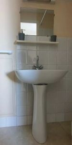 Appartement centre ville LA COURONNE - Photo 4