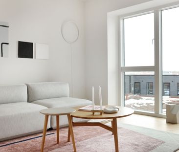 Stor 5-værelses lejlighed med 2 toiletter og flot udsigt over byen.... - Foto 4