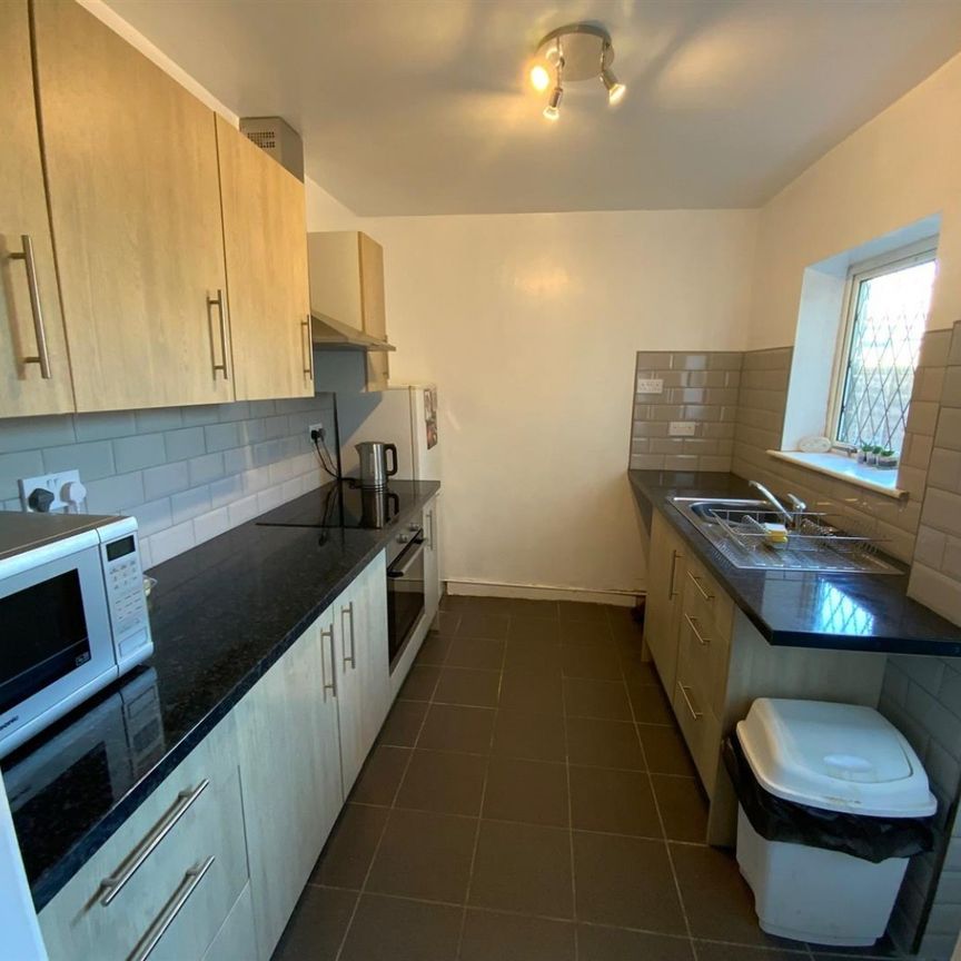 2 bedroom House To Let - Photo 1