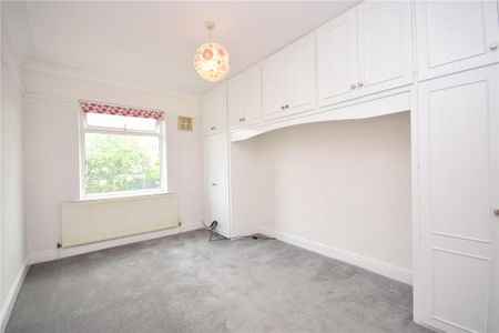 3 bedroom terraced house to rent - Photo 4