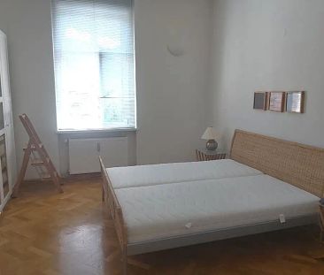 NEU - Geräumige 2-Zimmer-Altbauwohnung mit Küchenblock in einer Villa in Bruck/Mur zu mieten ! - Foto 1