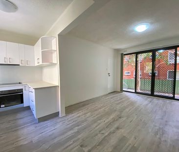 3/20 Meriton Street, Gladesville NSW 2111 - Apartment For Rent | Do... - Photo 4