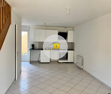 Location Appartement 3 pièces 58m² GRENAY 38540 - Photo 2